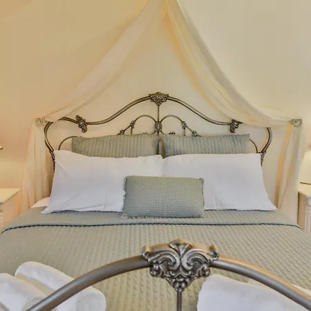 Les Roches De Nyaraló Roquecor